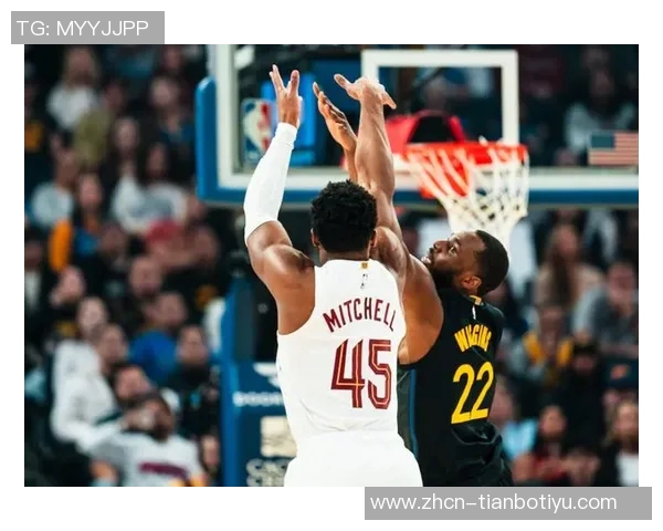 米切尔上半场状态低迷仅得6分球队遭遇严防表现不佳需调整策略